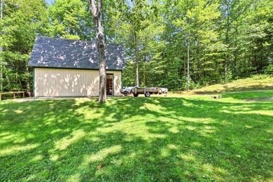 Year-Round Waterfront Cottage on Worthley Pond Tucked along the - photo 32