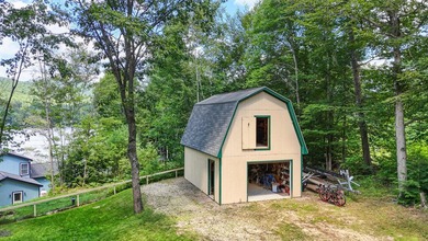 Year-Round Waterfront Cottage on Worthley Pond Tucked along the - photo 33