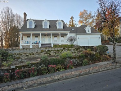 (private lake, pond, coastal) Home For Sale in Happyvalley Oregon