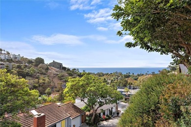 Exquisite Coastal Retreat | Fully Remodeled 3BR/3BA with - photo 1
