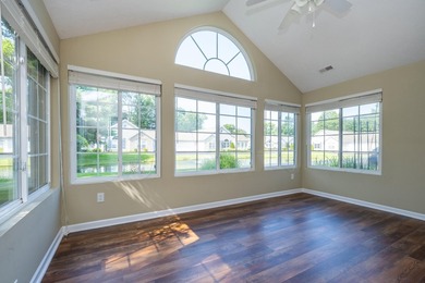 This premium condo offers one of the most private settings in - photo 11