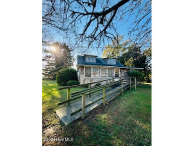 Pasquotank River Home For Sale in Camden North Carolina