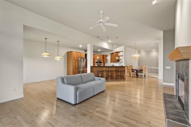 This gorgeous condo greets you with a handsome craftsman - photo 12