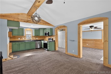 Charming 3-bedroom, 2-bath home located near the Lake of the - photo 13