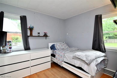 Welcome home to this well-maintained 3-bedroom, 2 full bathroom - photo 14