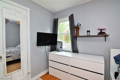 Welcome home to this well-maintained 3-bedroom, 2 full bathroom - photo 15