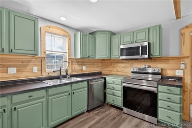 Charming 3-bedroom, 2-bath home located near the Lake of the - photo 16