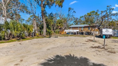 Rare opportunity on Riverside Drive featuring three lots in a - photo 25