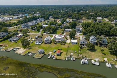 Enjoy a true waterfront boating lifestyle in this exceptional - photo 34