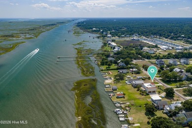 Enjoy a true waterfront boating lifestyle in this exceptional - photo 35