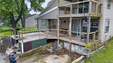 Charming 3-bedroom, 2-bath home located near the Lake of the - photo 36
