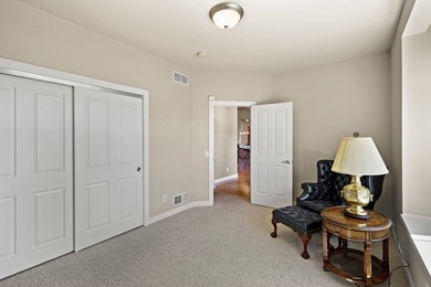 This gorgeous condo greets you with a handsome craftsman - photo 38