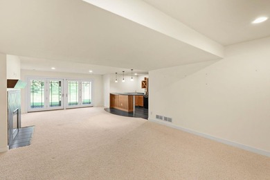 This gorgeous condo greets you with a handsome craftsman - photo 40
