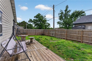 Charming 3-bedroom, 2-bath home located near the Lake of the - photo 44