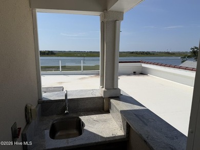 Enjoy a true waterfront boating lifestyle in this exceptional - photo 44