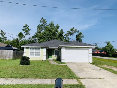 Deer Point Lake Home Sale Pending in Lynn Haven Florida