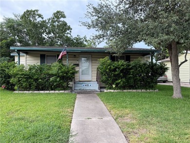 Charming and centrally located, 4426 Wesley Dr offers a - photo 1