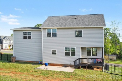 Welcome to this two-story home built by NORTH POINT CUSTOM - photo 19