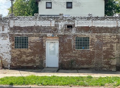 Lake Commercial Sale Pending in Cleveland, Ohio