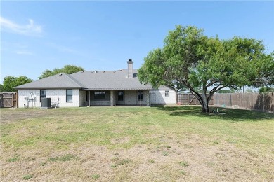 Welcome to 100 Lone Oak in Portland, Texas - a beautifully - photo 2
