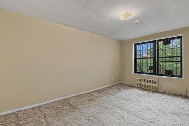 Discover comfortable and convenient living in this - photo 13