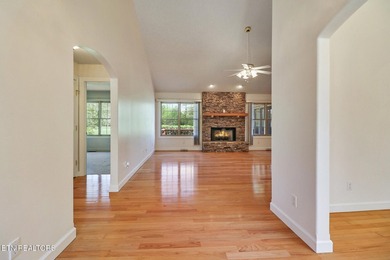Come and view this Lake Tansi Treasure. Over 2,000 SF on Hole #9 - photo 14