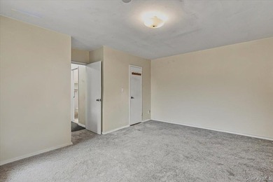 Discover comfortable and convenient living in this - photo 14