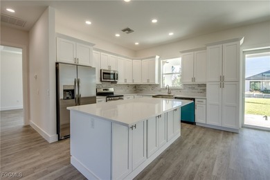 Welcome to Your Own Slice of Paradise! Brand New 3-bedroom - photo 22