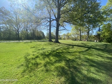 Come and view this Lake Tansi Treasure. Over 2,000 SF on Hole #9 - photo 37