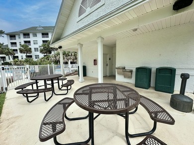 This 2-bedroom, 2-bath condo in The Florida Club blends comfort - photo 46