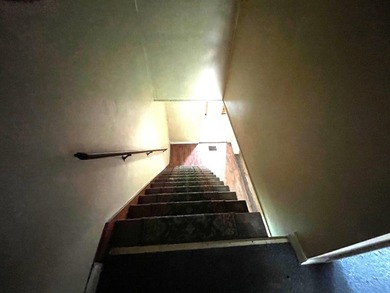 POTENTIAL! This property needs some TLC but has recently had - photo 12