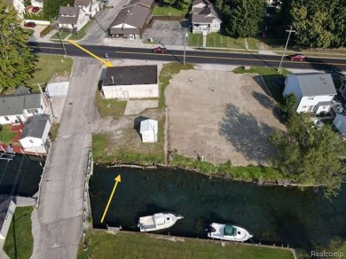 St Clair River Lot For Sale in Algonac Michigan