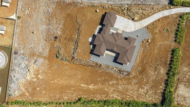 Nestled on 3.02 acres in the gated Puunoa community, 257 - photo 44