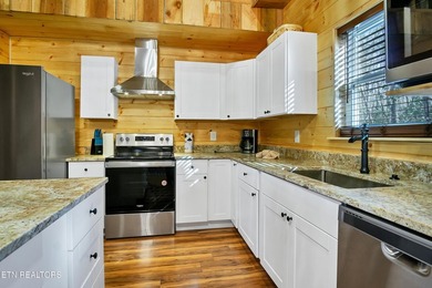 No deferred maintenance or DIY project necessary on this - photo 45