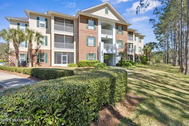 Oakleaf Lake Area Condo For Sale in Orange Park Florida