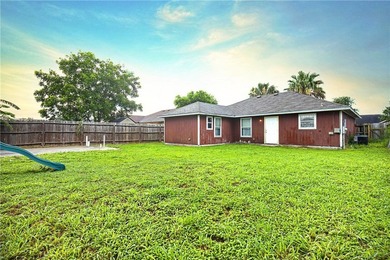 Welcome home! This adorable 3 bedroom, 2 bathroom home is - photo 18