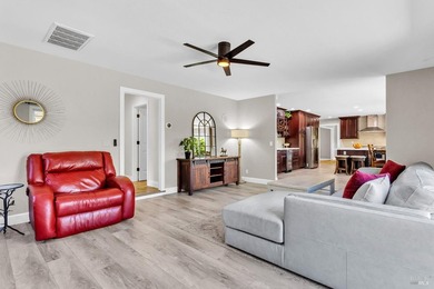 Spanning over 2,900 square feet this custom home delivers three - photo 19