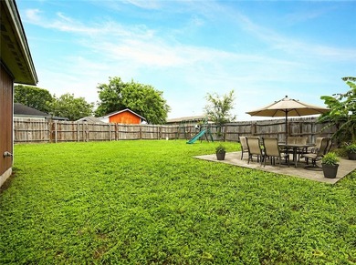 Welcome home! This adorable 3 bedroom, 2 bathroom home is - photo 19