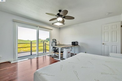 Located atop a hill on the eastern border of Fremont, this - photo 45