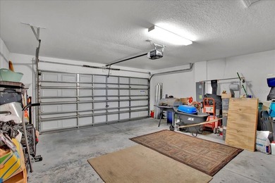 Short Sale. SHORT SALE - PRICE IMPROVEMENT!! WELCOME HOME!! This - photo 50