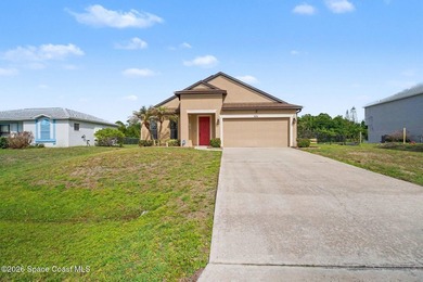 Stunning 3 bed 2 bath home with bonus room awaits its new owners - photo 1