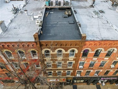 Rare opportunity for end user and investors to own this incoming - photo 5