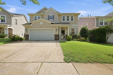 Beautiful 5-bedroom, 3-bath home with a loft in the highly - photo 1