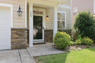 Beautiful 5-bedroom, 3-bath home with a loft in the highly - photo 3