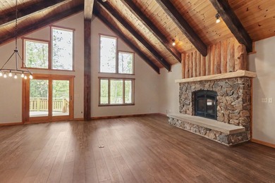 Beautifully crafted waterfront home on the Eagle River Chain - photo 11
