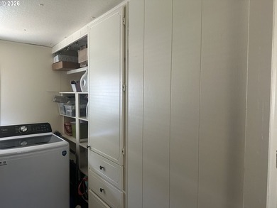 This home nestled in a 55+ park in the Harbor Hills is perfect - photo 12