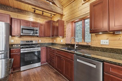 Beautifully crafted waterfront home on the Eagle River Chain - photo 17