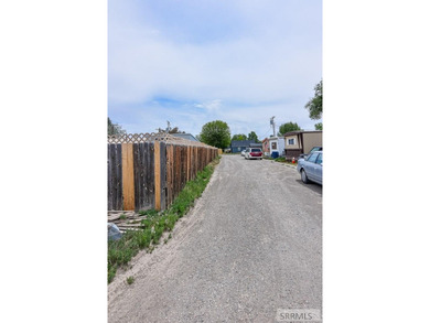 Rare investment opportunity in Arco, Idaho, just 10 minutes from - photo 18