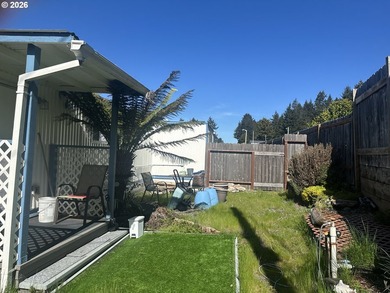 This home nestled in a 55+ park in the Harbor Hills is perfect - photo 21