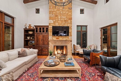 Welcome to your slice of luxury in the prestigious Escondido - photo 10